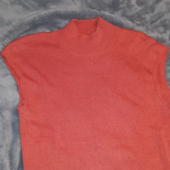 Coldwater Creek Top - Picture 2 of 4